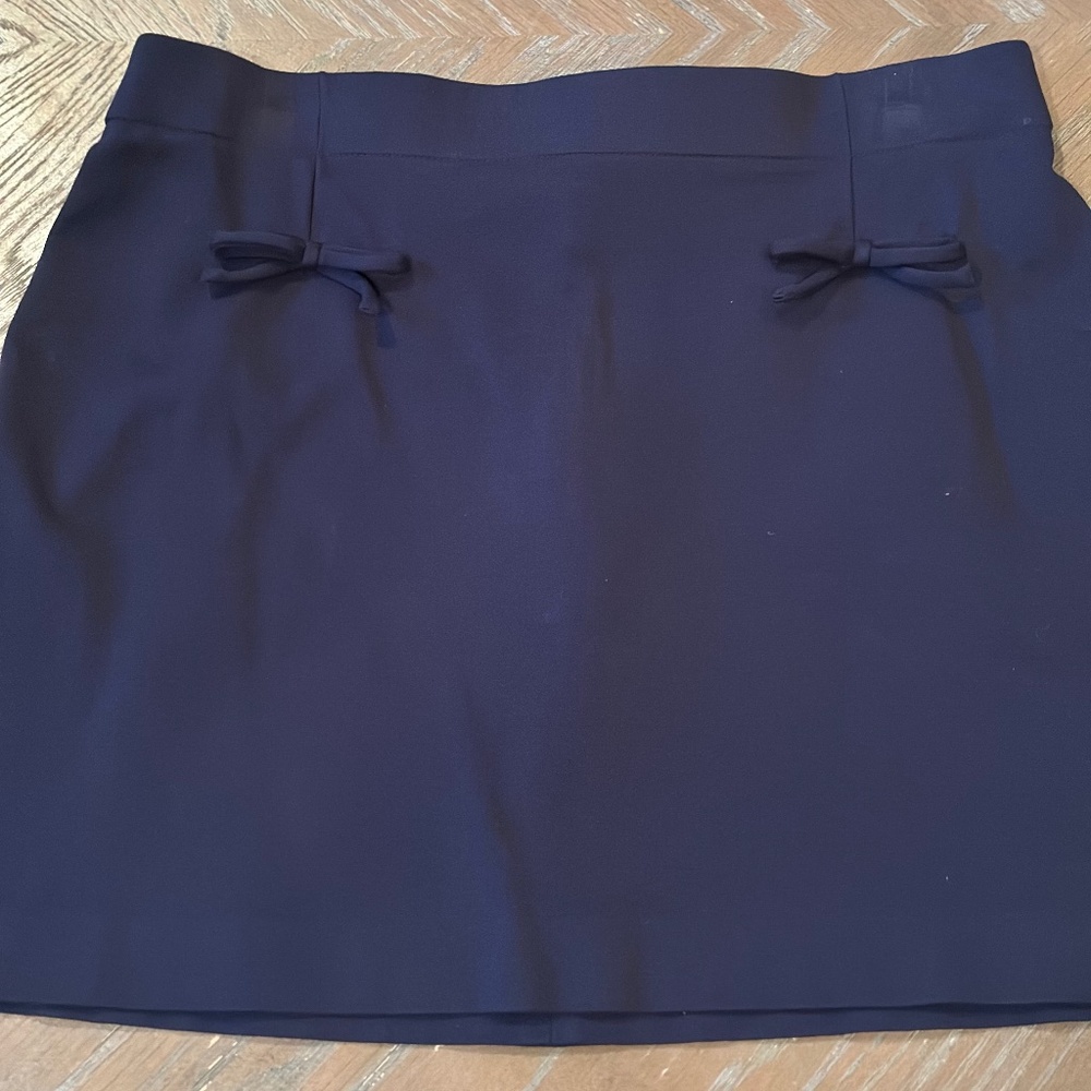 LC Lauren Conrad Short pencil skirt